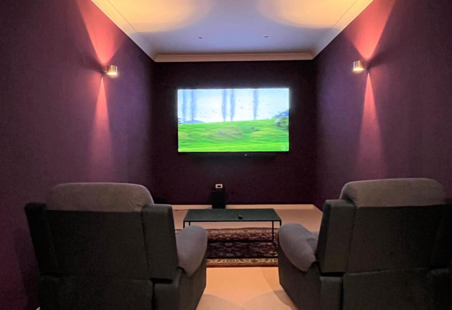 Large Luxury Apartment Located Right In Town Taupo Luaran gambar