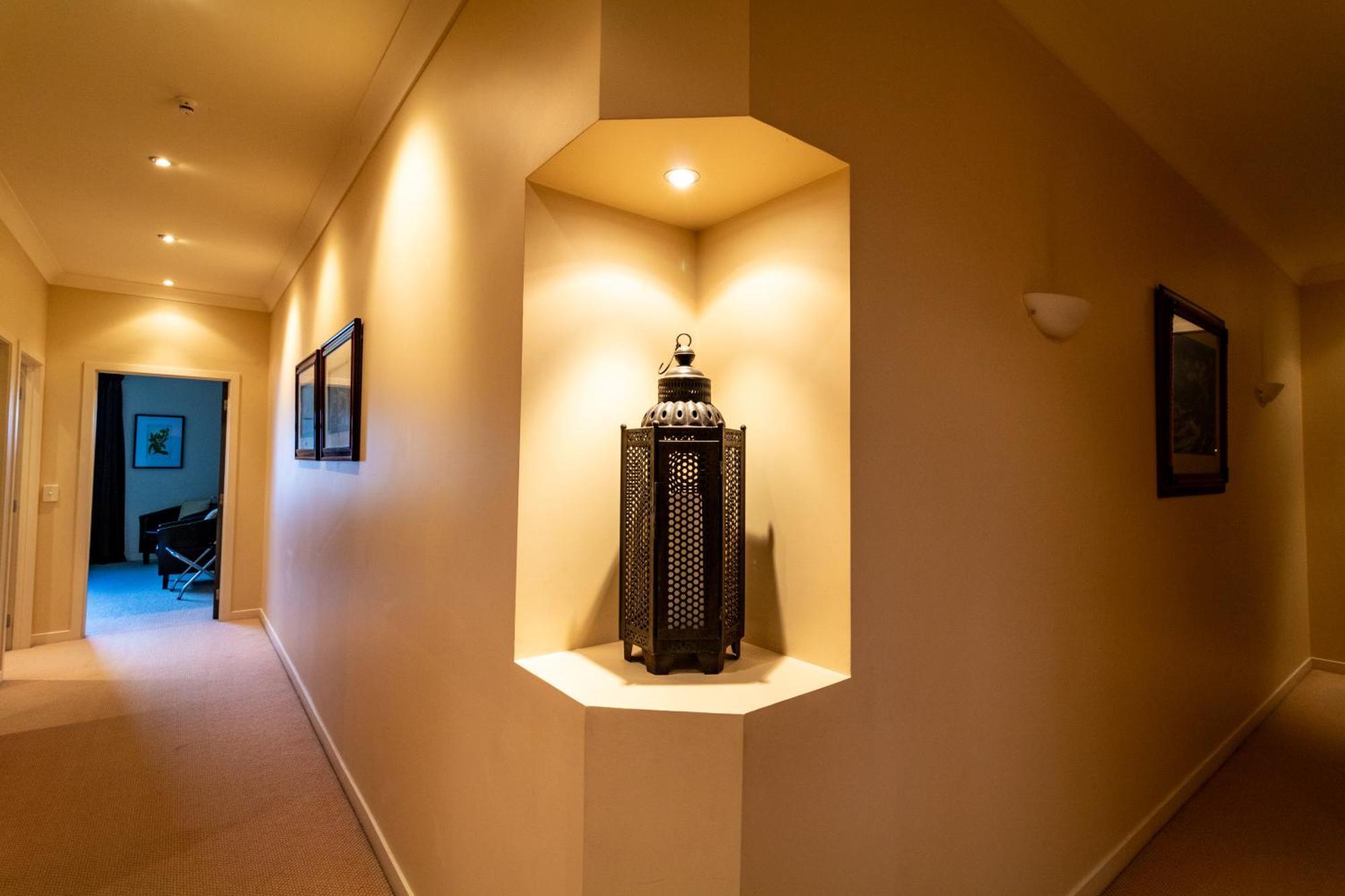 Large Luxury Apartment Located Right In Town Taupo Luaran gambar